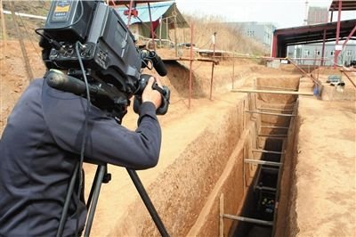 西安汉代张安世家族墓园发掘发现精美漆器