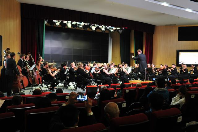 德国海德堡爱乐乐团交响音乐会在西安隆重举行