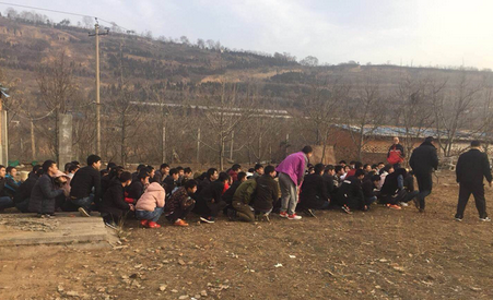 寶雞民警搗毀傳銷窩點(diǎn) 被救95后小伙不愿回家