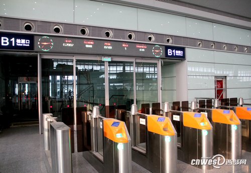 高清组图:西安北客站11日将正式运营