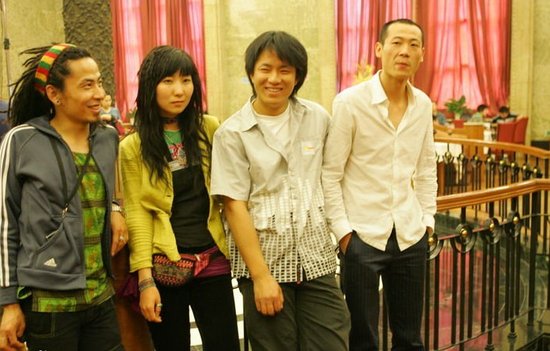 <em>布衣乐队</em>:《那么久》_大秦网_腾讯网