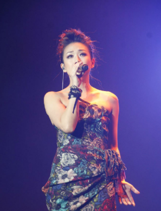 林忆莲的获奖感言依然不忘说:我会继续努力