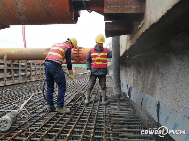 西安地铁5号线和平村站封顶 计划2020年通车