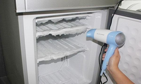 如何快速给冰箱除霜?学会这几招就好了