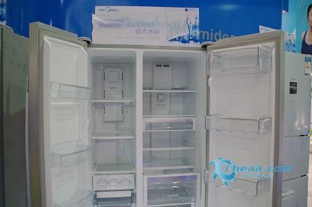 拜托了冰箱中国版_什么冰箱有藏蓝色_蓝色电冰箱微博