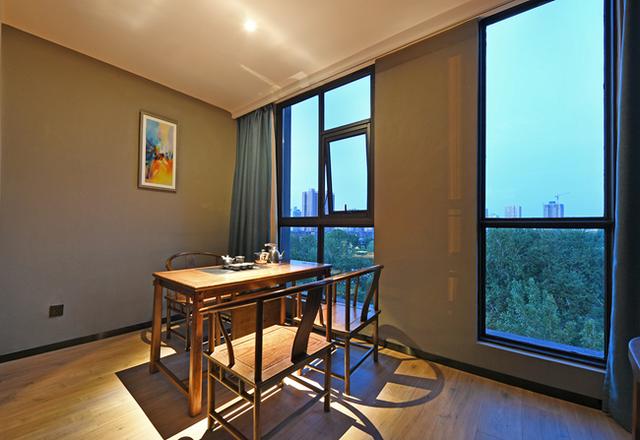 什么酒店有落地窗 148025085.jpg