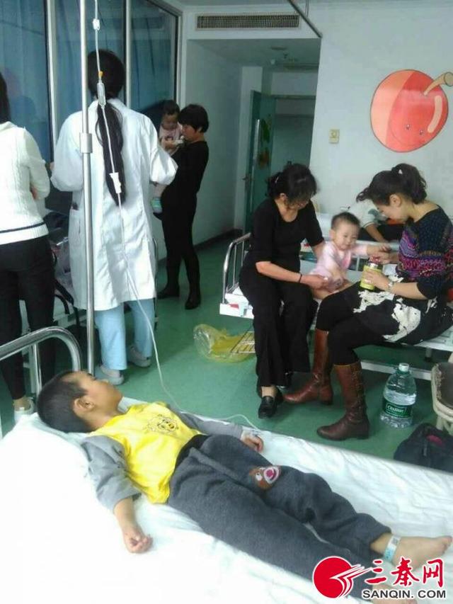 陕西四岁男童患先心病 父母住地下室北京求医