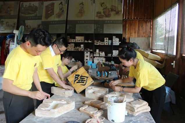 教育活动的背后_大秦网_腾讯网