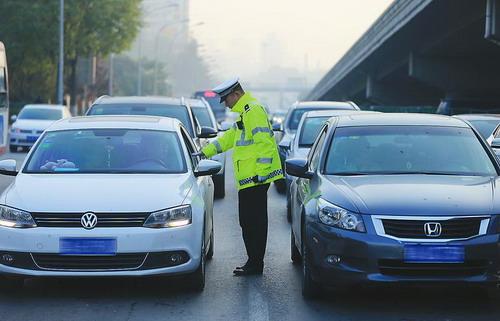 西安市实施机动车限行观察