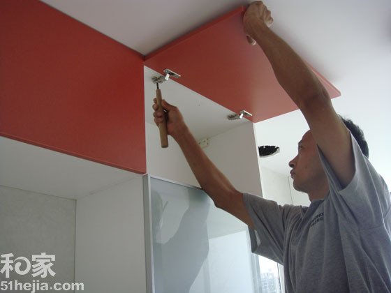 橱柜装错=厨房废一半？水电点位、安装顺序、省钱秘籍和验收标准，一篇讲透！