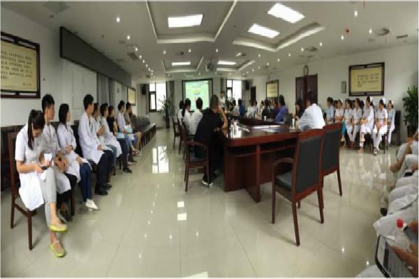 粪菌移植?小细菌的大作用