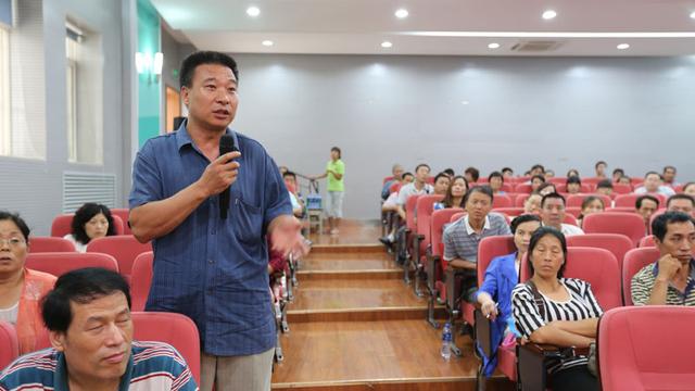 西安交大城市学院召开2014级新生家长见面会