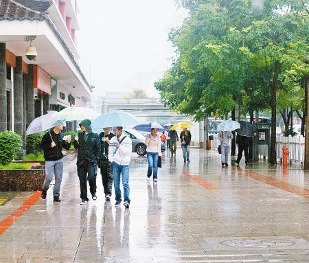 昨日10℃今日9℃ 西安创十年来同期最低气温