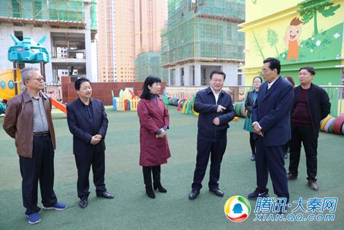 榆林市教育局局长沈效功调研府谷县教育工作