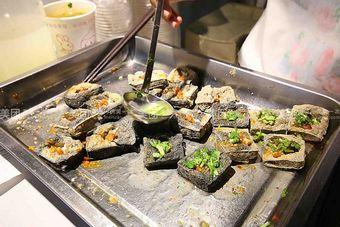 男子吃臭豆腐五脏衰竭 医称豆腐或遭粪水浸泡