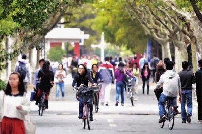 专家:90后独生子女大学适应更好 非问题一代