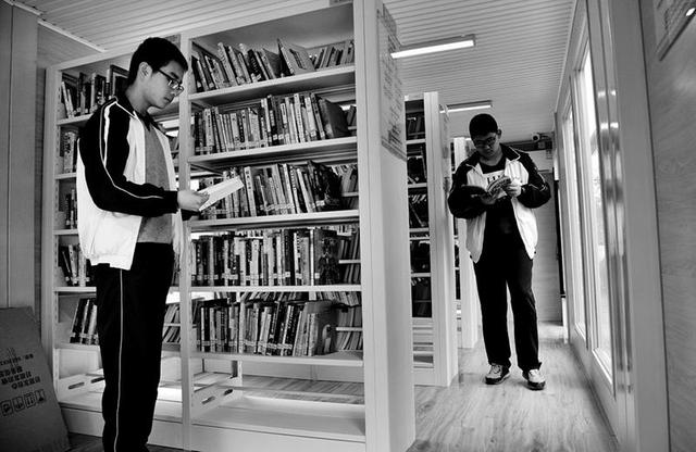 碑林区投资200万建智慧图书馆 24小时免费借书