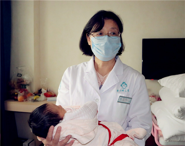 《汉中人的一天》妇产科医生以一己之力呵护万千母婴健康