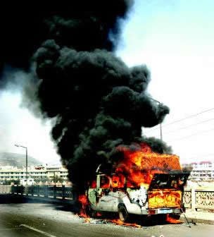 夏季汽车自燃增多 您应做到未雨绸缪
