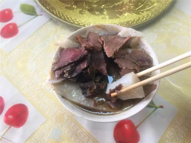 府谷麻镇驴肉碗托