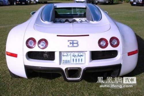 迪拜富豪得瑟 各种超级豪车大开眼见