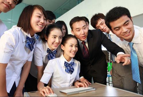 陕西新华:IT行业就业形势喜人,选学校是关键