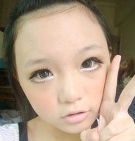 12岁女孩的专业级化妆 雷得我风中凌乱