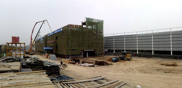 西咸新区泾河新城华晨汽车产业园一期封顶