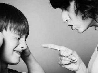 当孩子过于骄纵 教育孩子八个最佳时机_大秦网_腾讯网