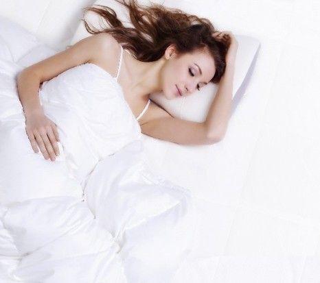 起床叠被不健康 4种常见睡眠习惯会缩短寿命 