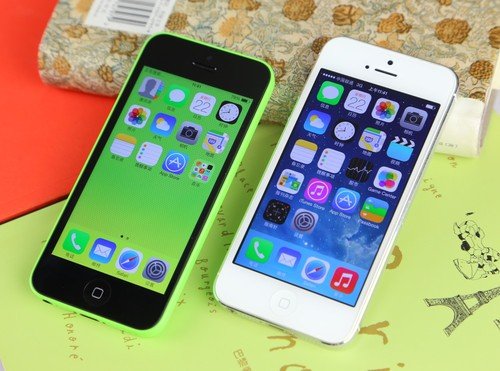 西安热卖旗舰机 苹果iPhone 5c\/5对比图赏