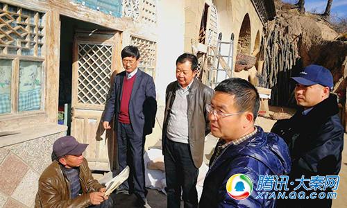 榆林市卫计局局长惠德存一行深入米脂县桃镇申