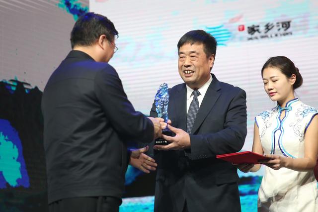西安经济总量占陕西省_陕西省西安中学图片(2)
