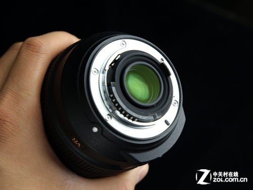 1镜在手别无他求 尼康AF-S18-300相机评测