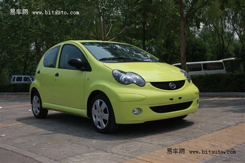 比亚迪f0中国年轻消费者用车理念的进化速度超越了很多人的想象,当