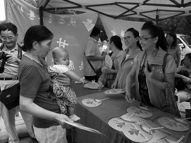 陕西登记慈善机构806个 注册慈善志愿者26万