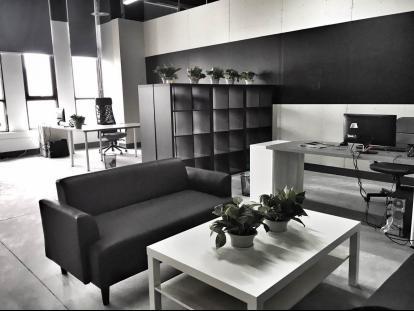 羊驼集中营在西安国际港务区正式开营