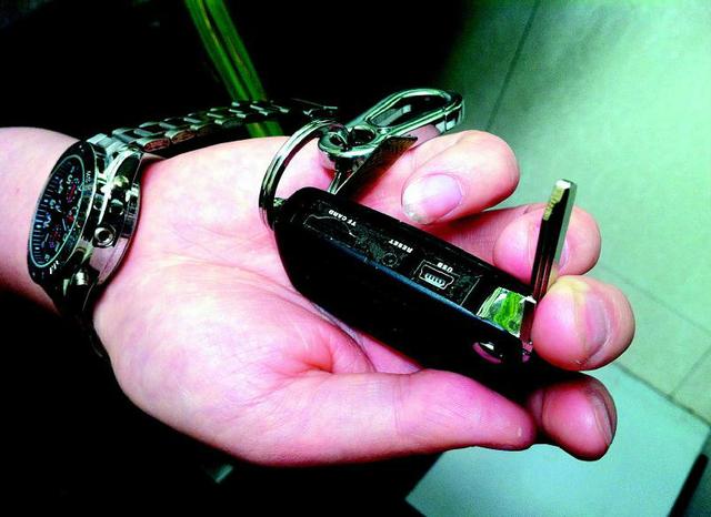 男子收县领导万元删帖险被告 偷拍视频证清白