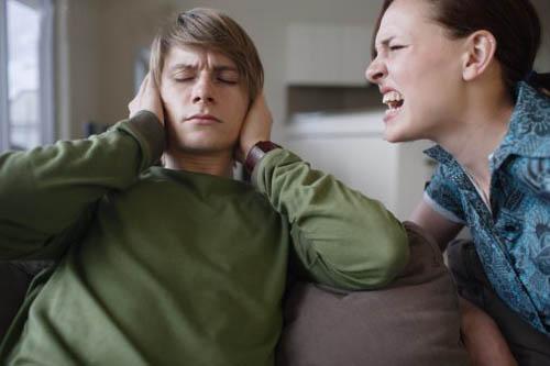 专家解读:<em>女人</em>爱发<em>脾气</em>就容易惹上三种疾病_大