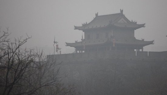 西安近20天无降雨持续阴霾市区属中度重污染