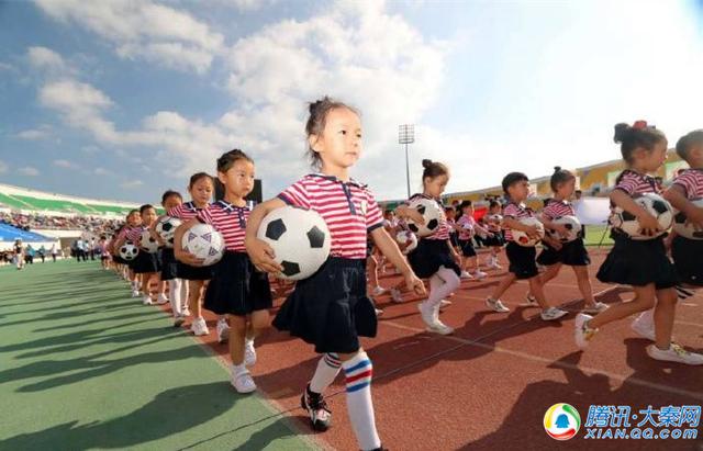 2018榆林市中学生运动会暨校园足球基地学校启动仪式在定边开幕