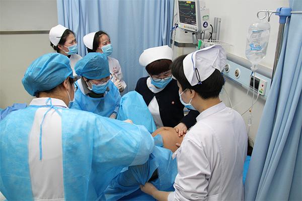 西安市中医院急诊搭建临时产房 迎接新生命_大秦网_腾讯网