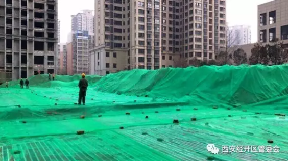 铁腕治霾 治理工地扬尘 经开区有妙招