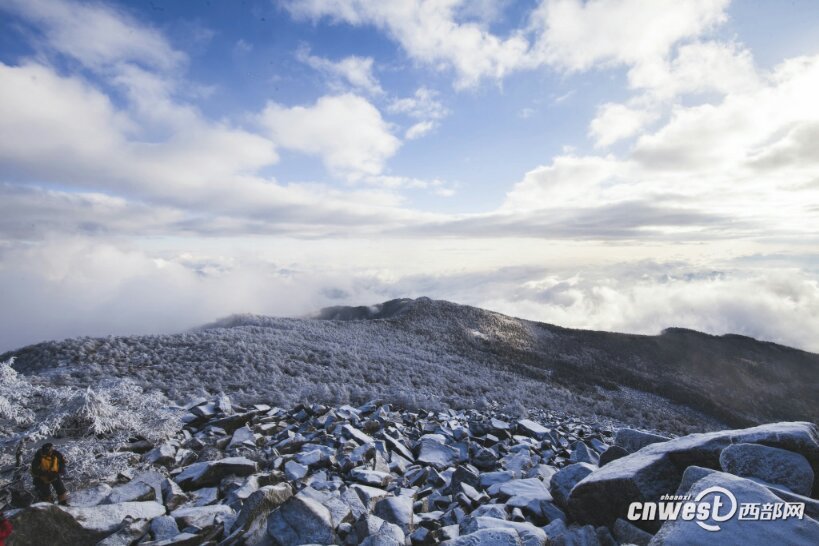 秦岭鳌山雾凇美景宛如童话王国