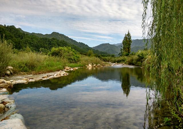 走进汉中华阳景区