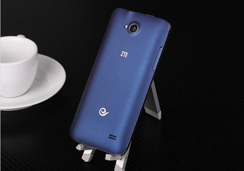 多彩生活随时切换 双模中兴N818西安报价