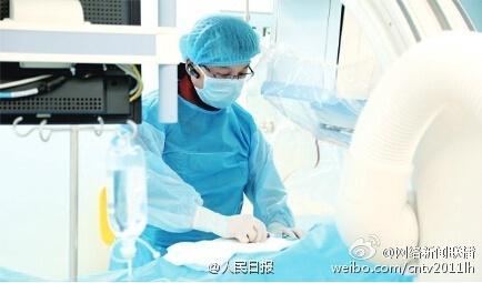 医生婚礼前夜通宵做手术:救人比什么都重要