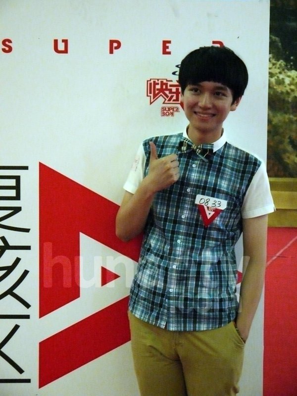 经常看美女的好处_看美女挤出c奶<em>穿胸罩</em>的全