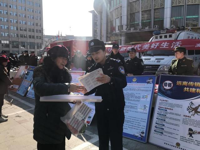 全国110宣传日:正确使用110 多种方式可报警