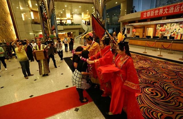 古都新世界大酒店推出皇家迎宾礼 台湾同胞点赞